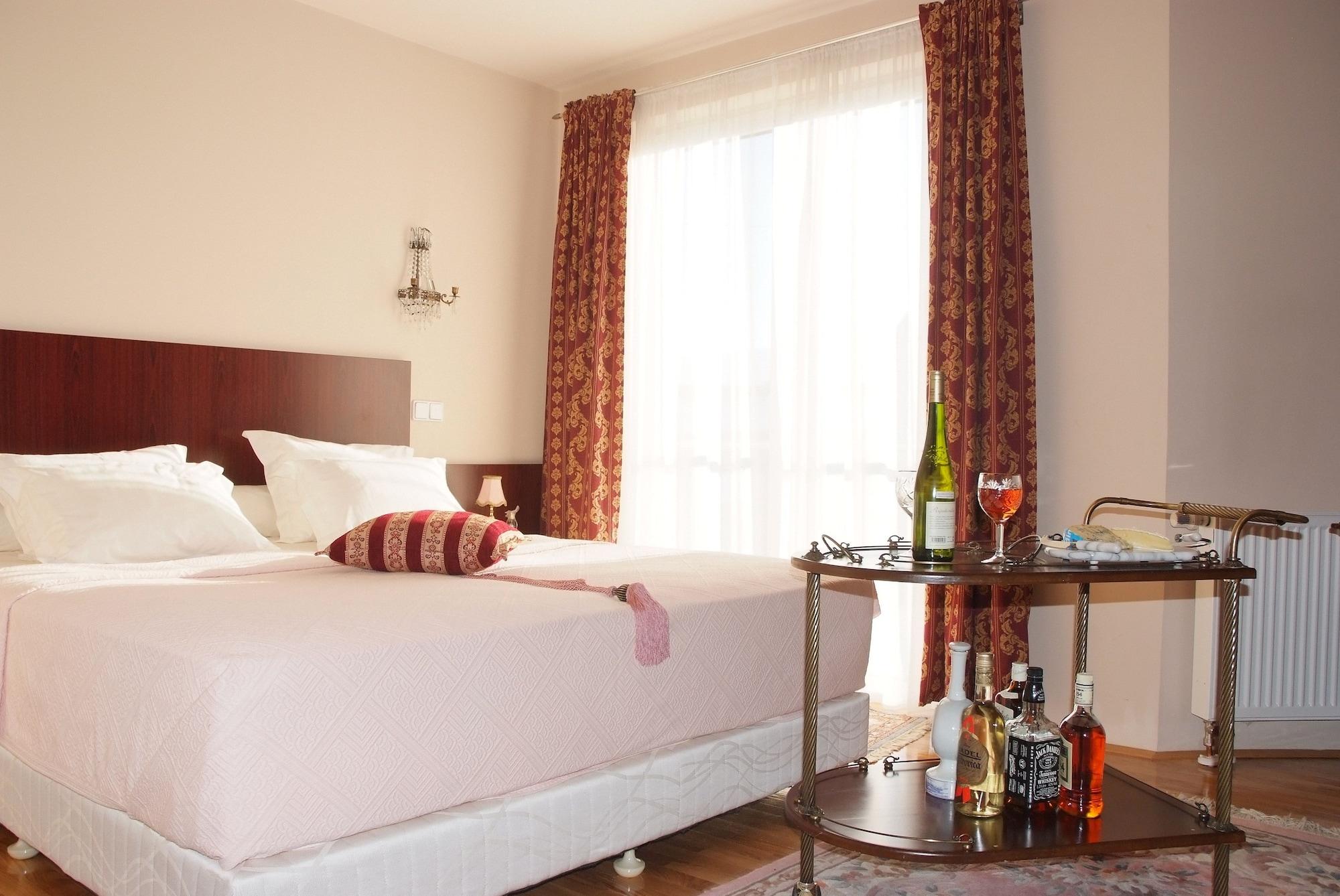 Hotel Octagon Sarajevo Eksteriør billede